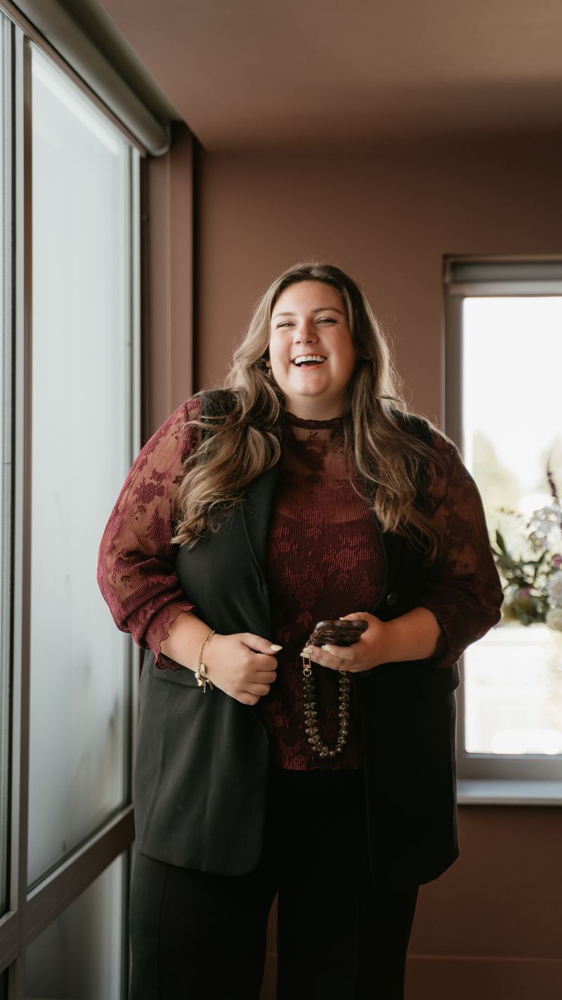 Romy Manders, Atypical creator